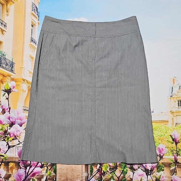 Theory Gray Pencil‎ Skirt Size 8 - Picture 1 of 5